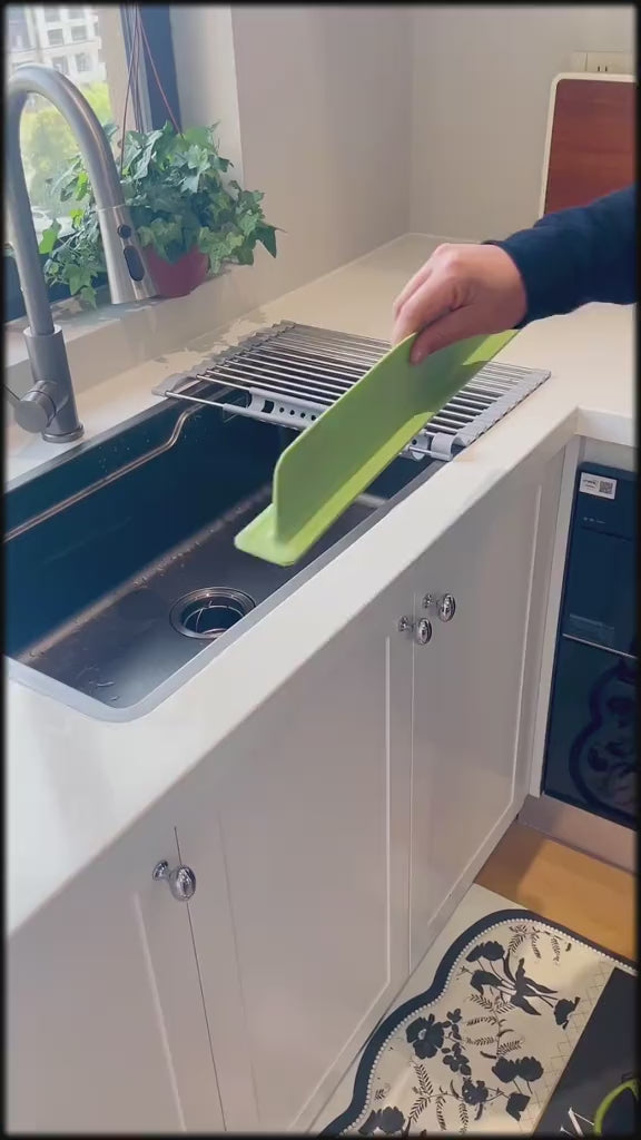 Silicone Sink Splash Guard with Suction Cups (size 14inch)